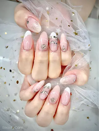 ネイル I-nailロング /ワンホン/キラキラのネイルデザイン