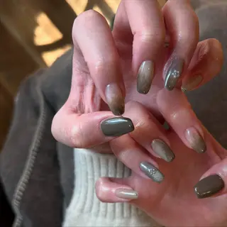 ネイル フリーランス¨̮⃝ ネイリストOKADAのネイルデザイン