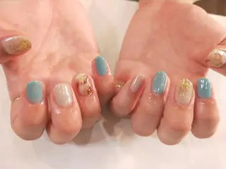 ネイル はばすみれ🎀ﾈｲﾙ 光ﾌｪｲｼｬﾙ ﾍｱのネイルデザイン