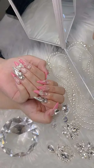 ネイル Mio_ Noiranailのネイルデザイン