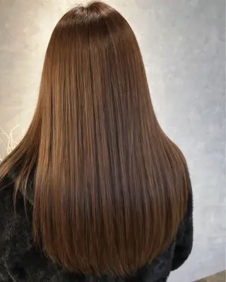 ロング 山本 悠理のヘアスタイル