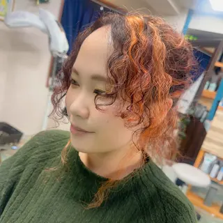 ロング カラー 三原 友美のヘアスタイル