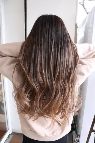 ロング 限定1名撮影モデル 村中衣里のヘアスタイル