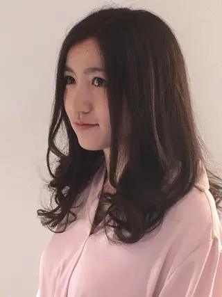 セミロング カラー 鈴木 健太のヘアスタイル