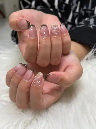 ネイル shiori .のネイルデザイン