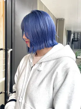 ショート 青髪特化🩵 ダブルカラーのヘアスタイル