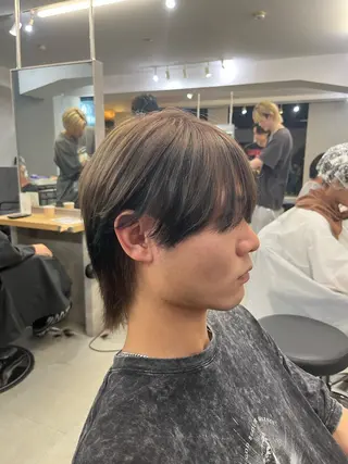 ミディアム カマタ ハルキのヘアスタイル