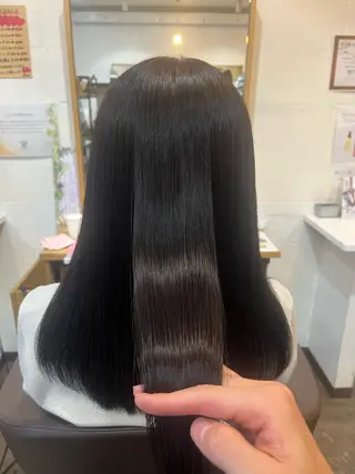 セミロング 鶴 章英のヘアスタイル