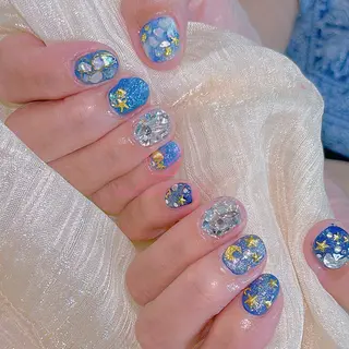 ネイル ネイルサロンエクラ 🫧Shizukaのネイルデザイン