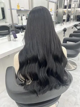 カラー 暗髪透明感ヘア🩶 銀座TUNEのヘアスタイル