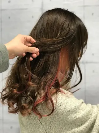 セミロング カラー 髪質改善ayame 横山諒のヘアスタイル