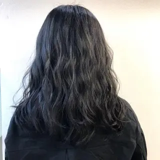 ロング カラー 菅沢 奈生のヘアスタイル
