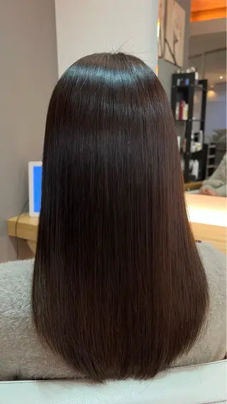 ロング カラー 沖元 統弥のヘアスタイル