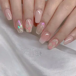 ネイル Queens 榊 まおのネイルデザイン