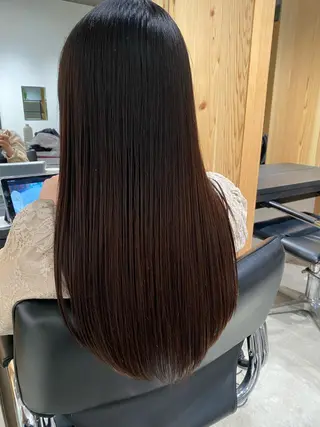 ロング stylist トモヤのヘアスタイル