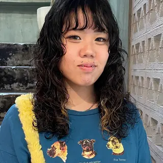 ロング パーマ 石坂 日果梨のヘアスタイル