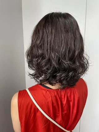 ミディアム カラー 松本 唯のヘアスタイル