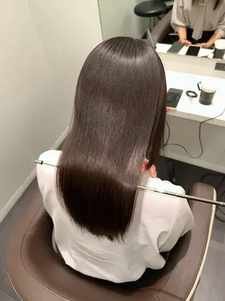 セミロング 美髪特化✨ 伊織✨縮毛矯正✨のヘアスタイル