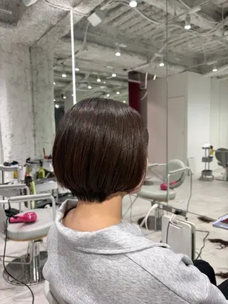 ショート レイヤー♡ 石川優奈のヘアスタイル