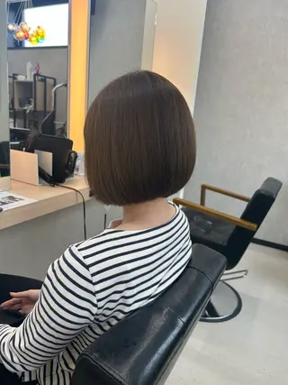 ミディアム カラー ALEAP 小島 桜のヘアスタイル
