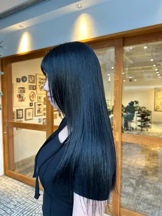 カラー 上米良 麻衣のヘアスタイル