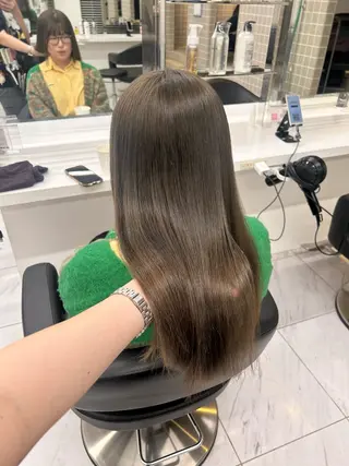 カラー 透明感ベージュ🤎 ナチュラルレイヤーのヘアスタイル