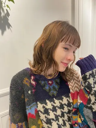 ミディアム カラー ミディアムレイヤー 添田晃基のヘアスタイル