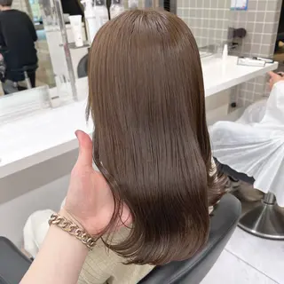 セミロング カラー ヘアアレンジ 韓国風ベージュ🤎 赤みなし🌿横浜🤎のヘアスタイル