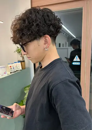 パーマ メンズ 濱川 麻帆のヘアスタイル