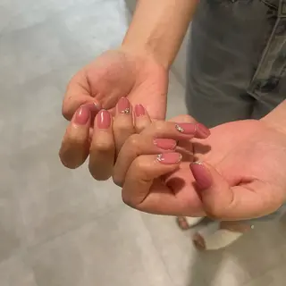 ネイル airi 🤍のネイルデザイン