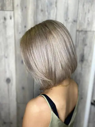 ショート カラー LOHAS Kanaのヘアスタイル