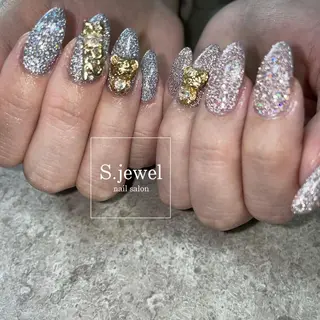 ネイル S. JEWELのネイルデザイン