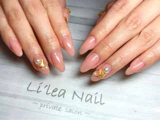 ネイル Li'leaNail AINAのネイルデザイン