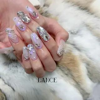 ミディアム ネイル Lance nailのネイルデザイン