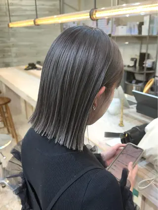 ショート カラー ササキカズマ〻透明感 〻色落ち〻赤み消しのヘアスタイル