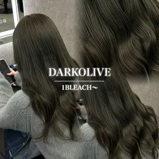 ロング カラー 赤みなし ×透明感🫧YUNAのヘアスタイル