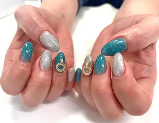 ネイル ネイルサロン Vizeのネイルデザイン