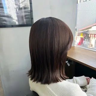 ミディアム 顔周りレイヤーカット ／Yumiのヘアスタイル