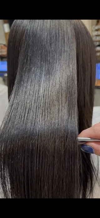 ミディアム カラー 福西晃希 【艶髪・髪質改善】のヘアスタイル