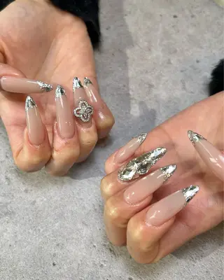 ネイル Reflection marikoのネイルデザイン