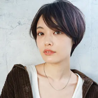 ショート カラー 🪐脱白髪染め 🪐松尾菜々美のヘアスタイル