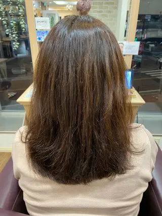 ミディアム コバヤシ ユウスケのヘアスタイル