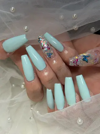 ネイル ✴︎ Delightのネイルデザイン