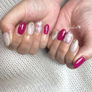 ネイル 粟津 美紀のネイルデザイン