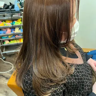 ロング chakura めいのヘアスタイル
