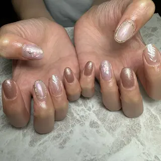 ネイル 里見 麗のネイルデザイン