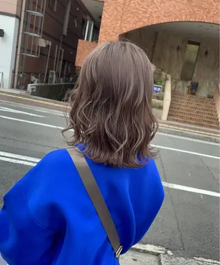 ミディアム カラー joule 藤原沙綾のヘアスタイル
