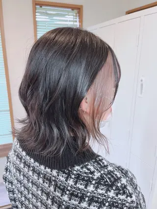 ショート カラー ヘアアレンジ TELA HAIR AYANOのヘアスタイル