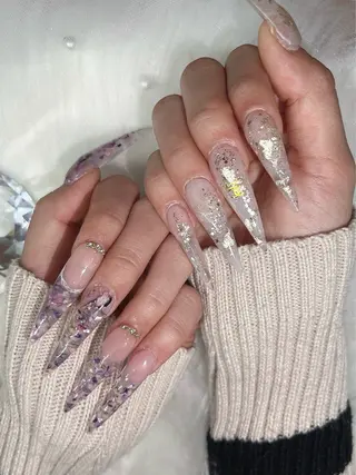ネイル MADIA ZOEのネイルデザイン