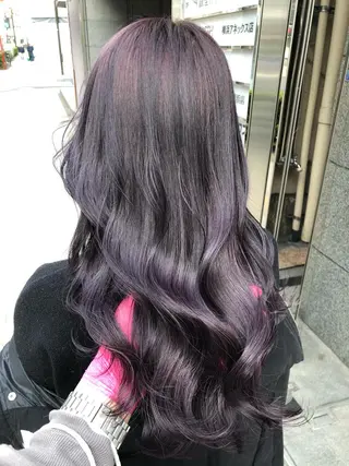 セミロング カラー ハイトーン×レイヤー カットTAKUMIのヘアスタイル